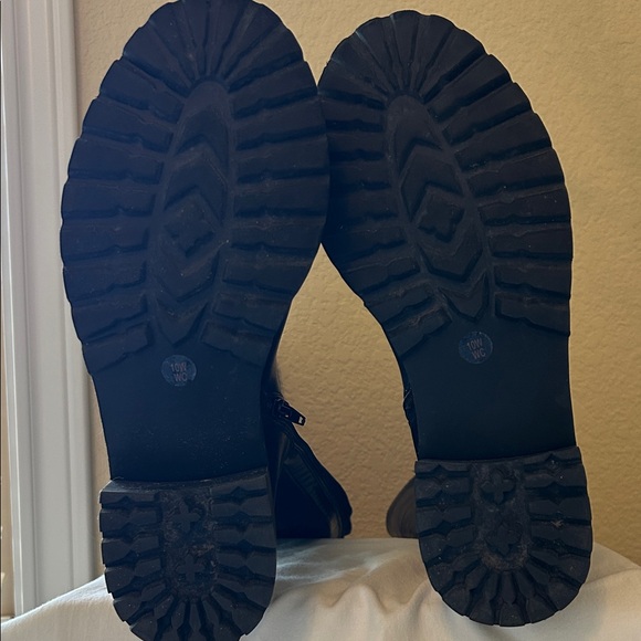 Lane Bryant Black Heeled Boots - Picture 4 of 8